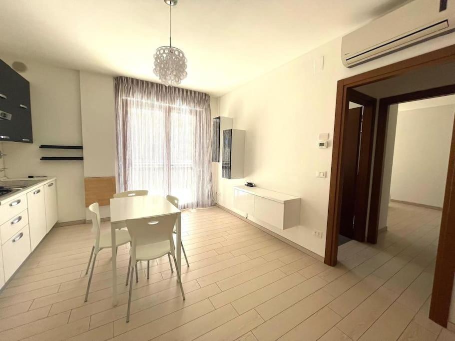 Casa Camila Pescara Apartment Bagian luar foto